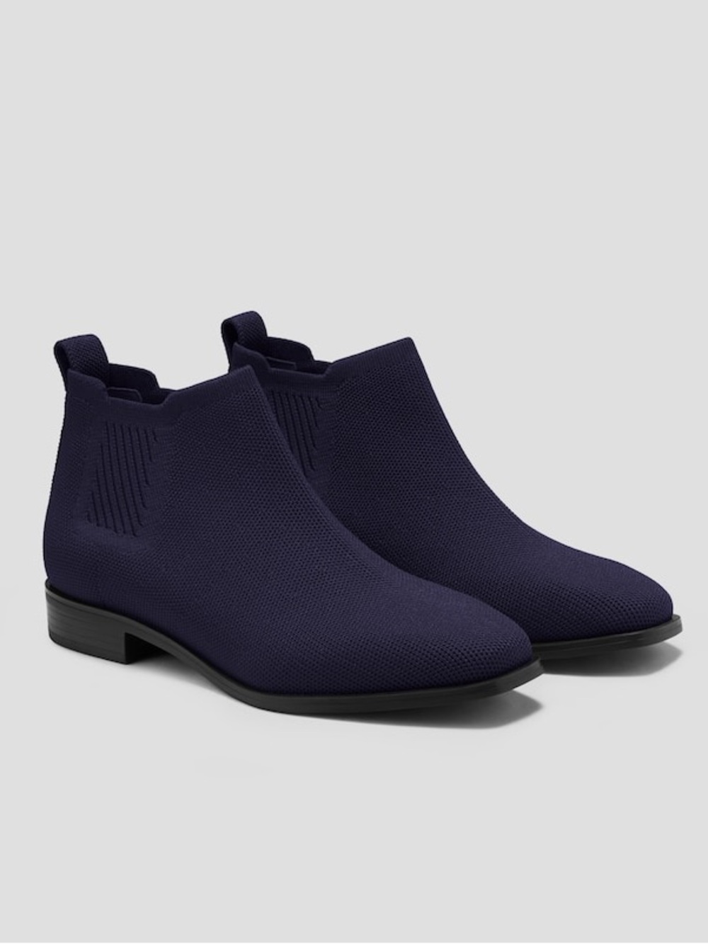 Vivaia Square-Toe Water-Repellent Ankle Boots (Ryan Pro) Navy size 35/us 5
